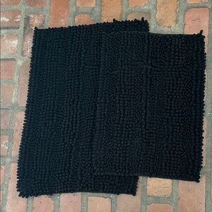 Black Textured Bath Mat Set